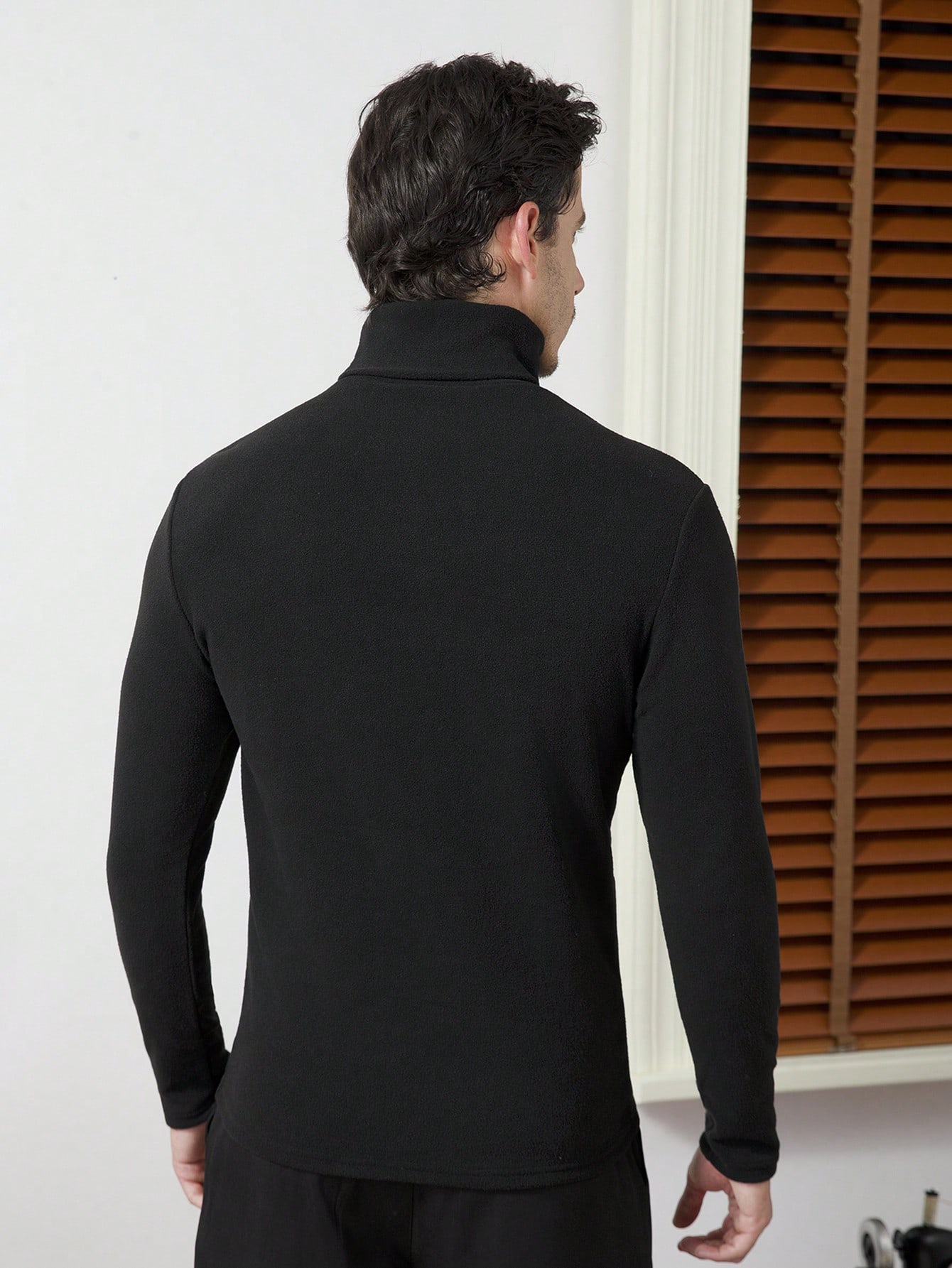 Men's Black High-Neck Long Sle - Base Layer Top recension och pris