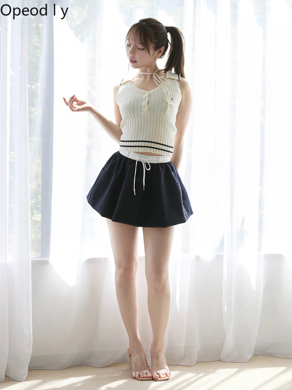Japanese Sweet Lapel Twist V-n - Suspender Tank Top recension och pris